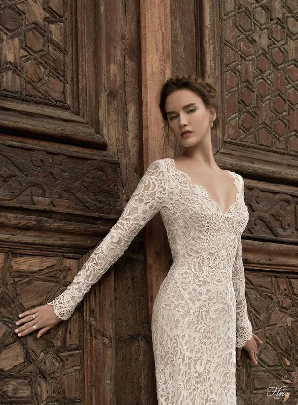 Women See Through Floral V-Neck Elegant Lace Wedding Dresses