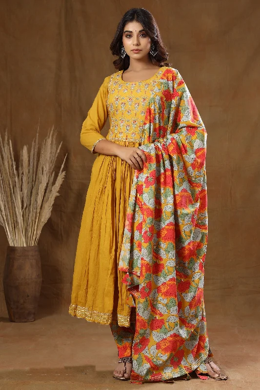 Kaajh Women's Yellow Floral Print Anarkali Suit Set