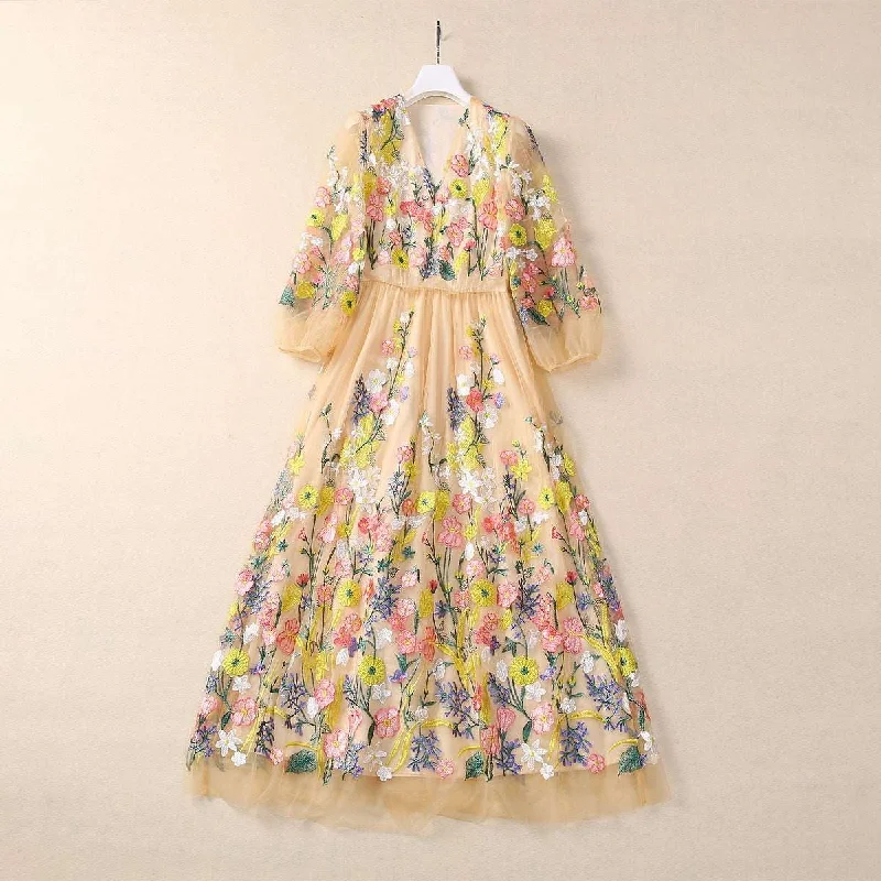 Women's Embroidery Flower Mesh Large Swing Sleeve V-neck Dress